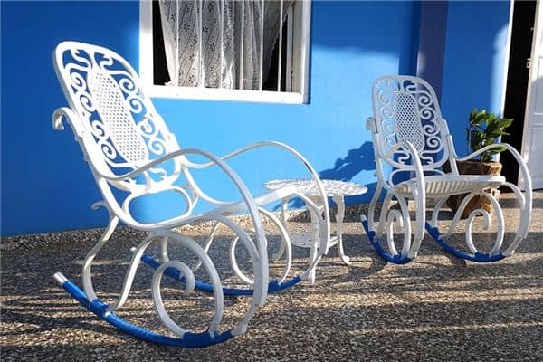 梦见摇椅是什么意思 梦见摇椅是什么意思