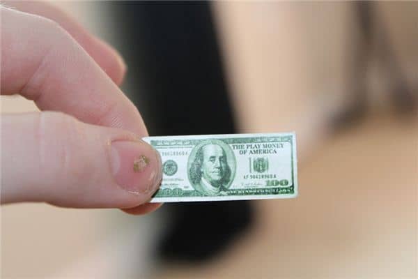 梦见收假钱是什么意思 梦见收假钱是什么意思