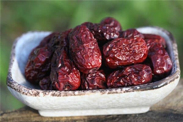 梦见枣是什么意思 梦见枣是什么意思