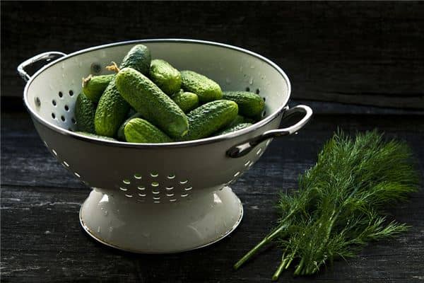 梦见小黄瓜是什么意思 梦见小黄瓜是什么意思