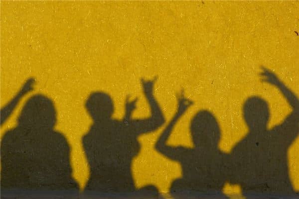 梦见影子是什么意思 梦见影子是什么意思