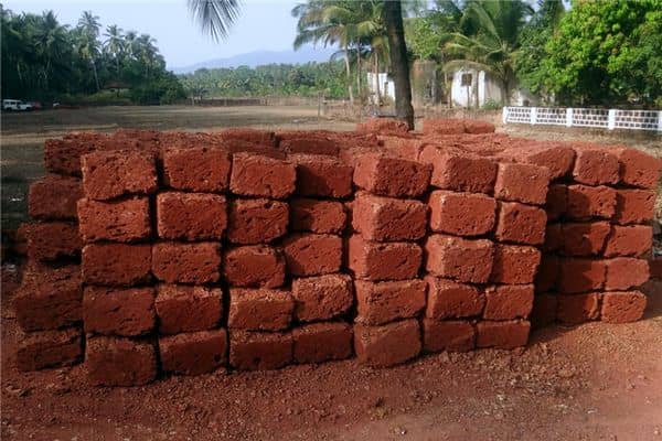 梦见土块是什么意思 梦见土块是什么意思