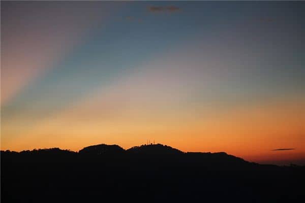 梦见拂晓是什么意思 梦见拂晓是什么意思