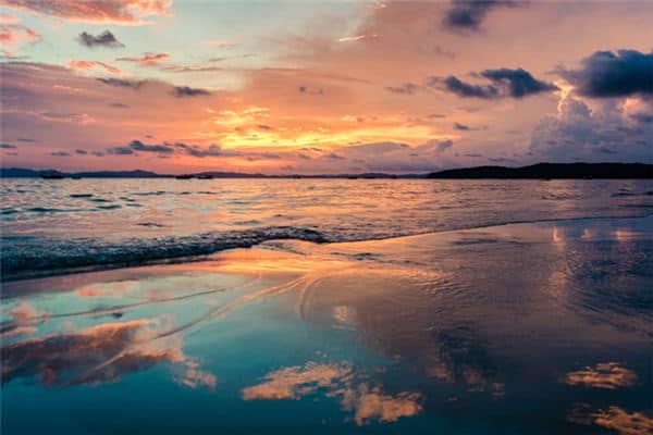 梦见江水是什么意思 梦见江水是什么意思