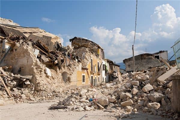 梦见地震是什么意思 梦见地震是什么意思