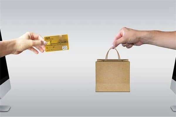 梦见自己是骗子