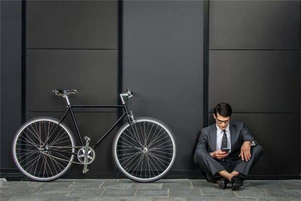 做梦梦见上班迟到 做梦梦见上班迟到