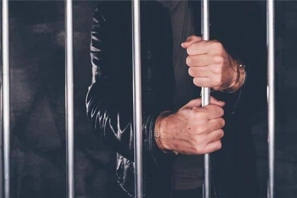 梦见判了刑的犯人