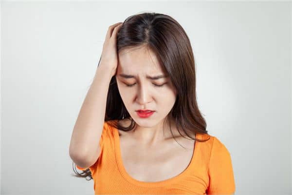 梦见病人头上生疮