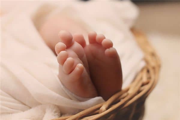梦见别人生孩子是什么预兆 梦见别人生孩子是什么预兆