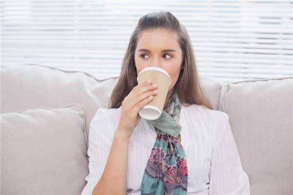 梦见小伙子的情侣脸色苍白