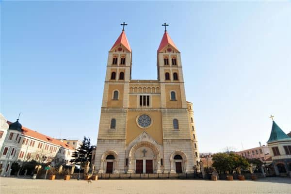 梦见不同类型教堂