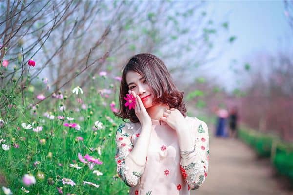 梦见手脚的汗毛既浓且密