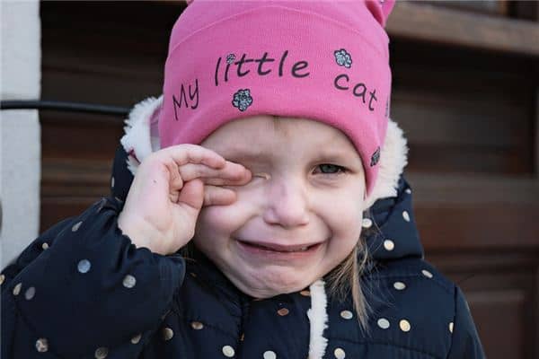 梦见小女孩哭是什么预兆 梦见小女孩哭是什么预兆