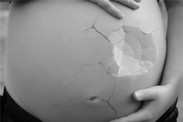 梦见别人流产 梦见别人流产