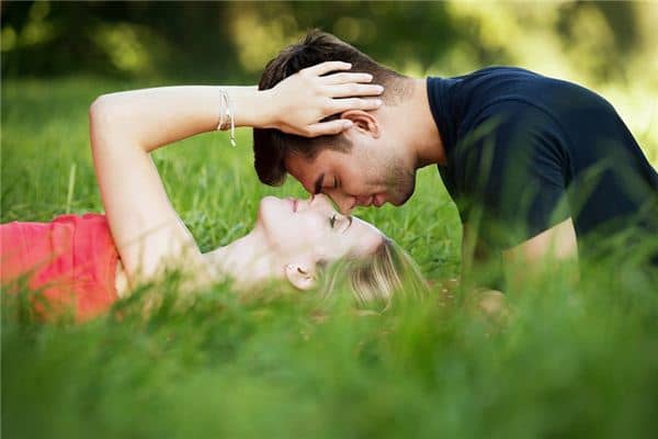 梦见和明星谈恋爱 梦见和明星谈恋爱