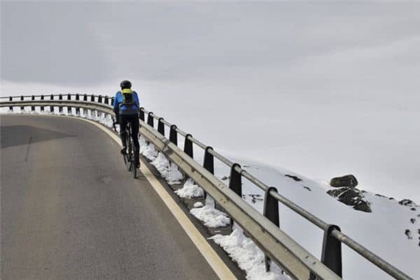 梦见骑车上坡 梦见骑车上坡