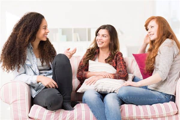 梦见与姐妹交谈