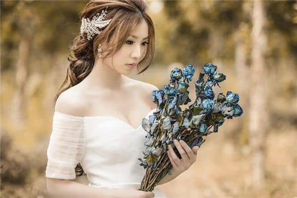 梦见漂亮女孩 梦见漂亮女孩