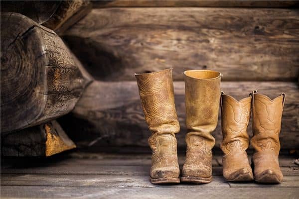 梦见找鞋是什么意思 梦见找鞋是什么意思