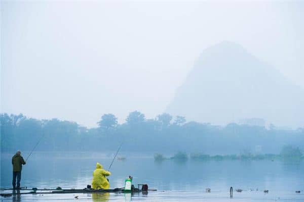梦见别人钓鱼 梦见别人钓鱼