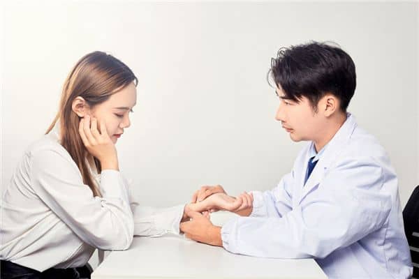 梦见病人身上有血