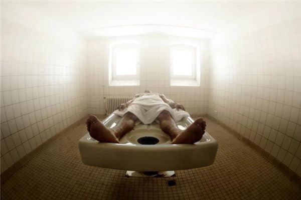 梦见别人或自己死