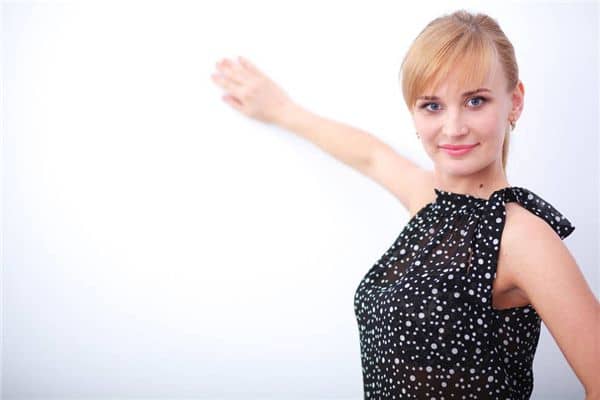 梦见有人剥光了自己的衣服