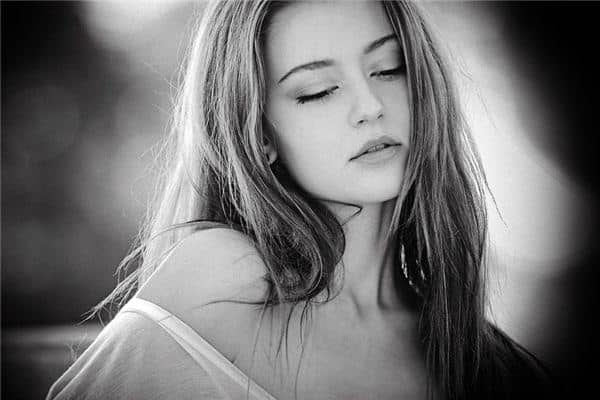 梦见自己的头发掉了 梦见自己的头发掉了