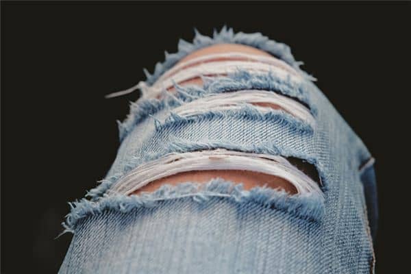 做梦衣服破了 做梦衣服破了