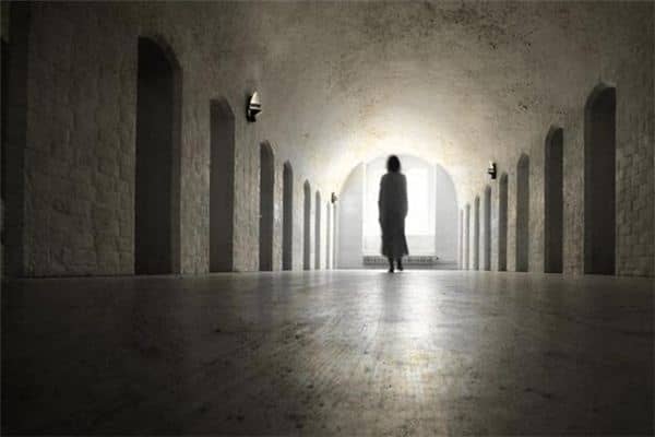 梦见死去的亲人复活 梦见死去的亲人复活