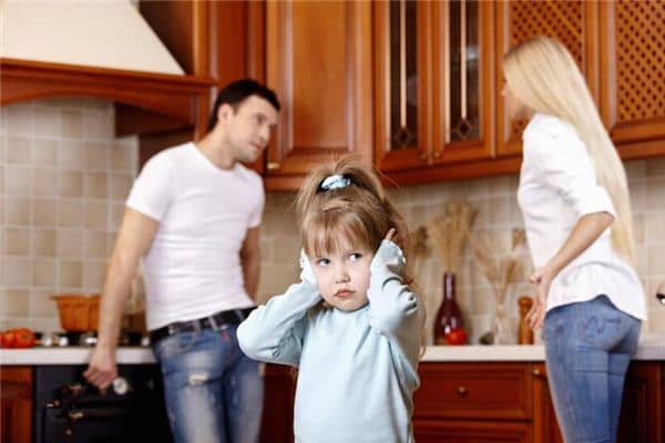 梦见和爸妈吵架 梦见和爸妈吵架