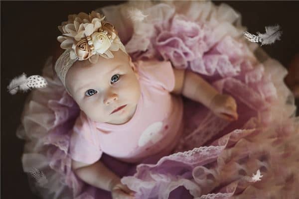 梦见捡了个小女孩