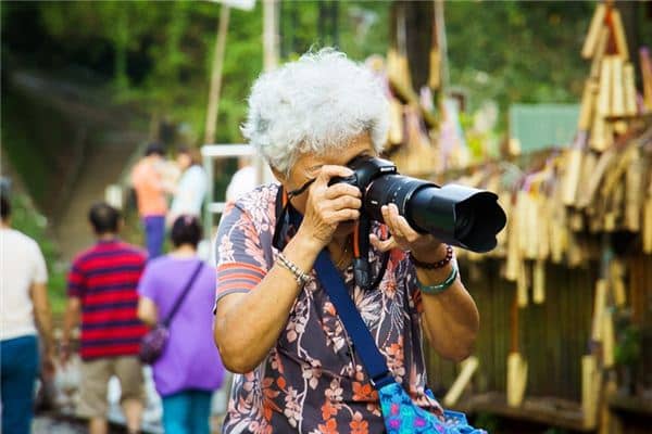 梦见奶奶死了又活了 梦见奶奶死了又活了