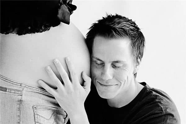 梦见别人怀孕大肚子 梦见别人怀孕大肚子