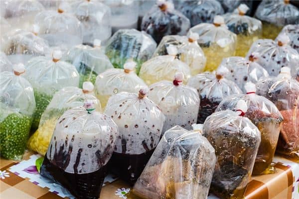 梦见塑料袋是什么意思 梦见塑料袋是什么意思