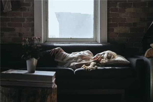 梦见睡着了是什么意思 梦见睡着了是什么意思