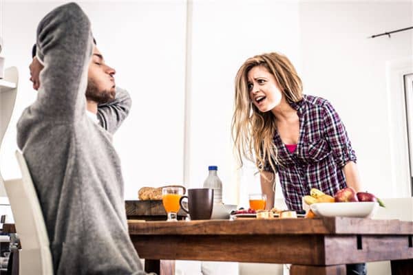 梦见吵架打架是什么意思 梦见吵架打架是什么意思