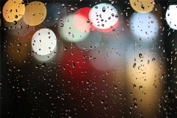 梦见下小雨是什么意思 梦见下小雨是什么意思