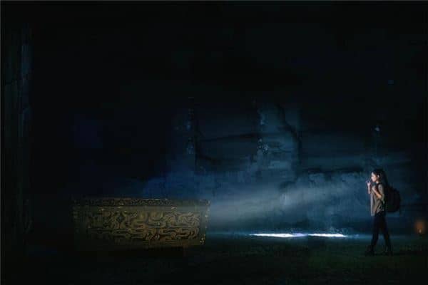 梦见挖坟墓是什么意思 梦见挖坟墓是什么意思