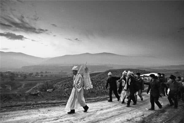 梦见红白喜事是什么预兆 梦见红白喜事是什么预兆