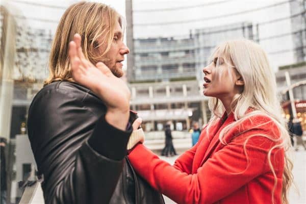 梦见与人争执是什么意思 梦见与人争执是什么意思