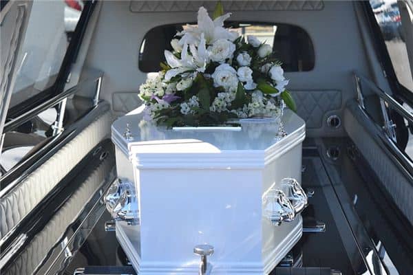 梦见棺材和死人是什么意思 梦见棺材和死人是什么意思