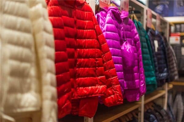 梦见买衣服是什么预兆 梦见买衣服是什么预兆