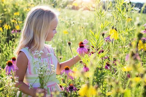 梦见生女孩是什么预兆 梦见生女孩是什么预兆