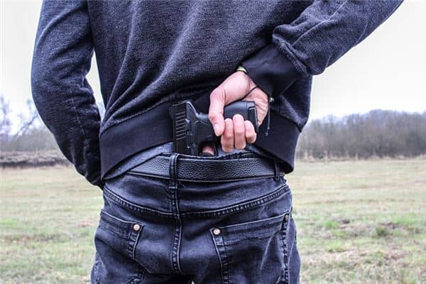 梦见被人抢钱是什么意思 梦见被人抢钱是什么意思