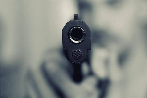 梦见枪毙人是什么意思 梦见枪毙人是什么意思