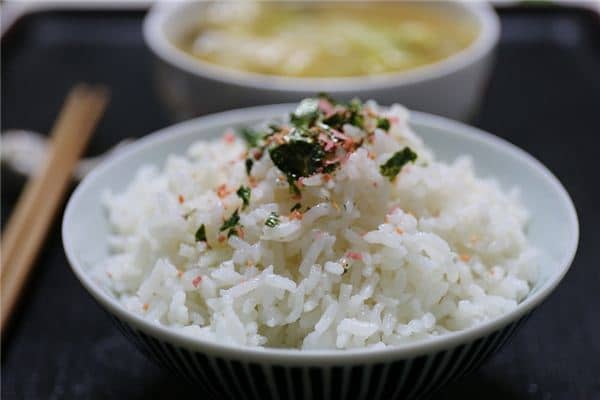 梦见白米饭是什么意思 梦见白米饭是什么意思