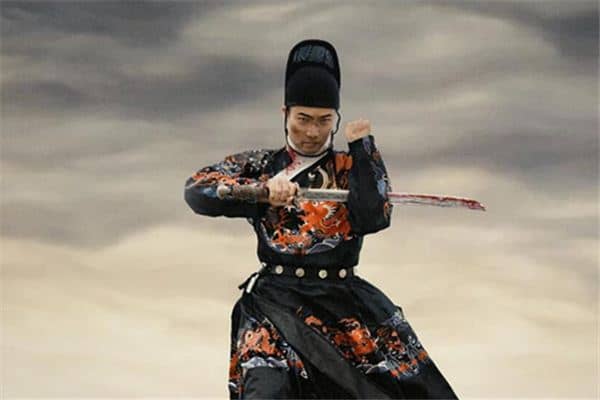 梦见被刀砍是什么预兆 梦见被刀砍是什么预兆