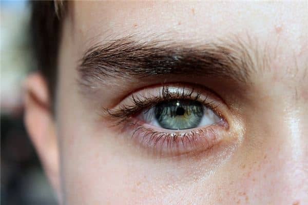 梦见刮眉毛是什么意思